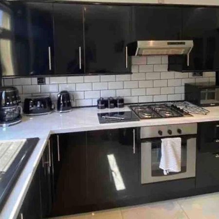 Lovely 2 Bedroom With Private Garden Edynburg Zewnętrze zdjęcie